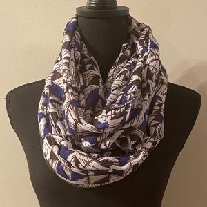 Geometric infinity scarf